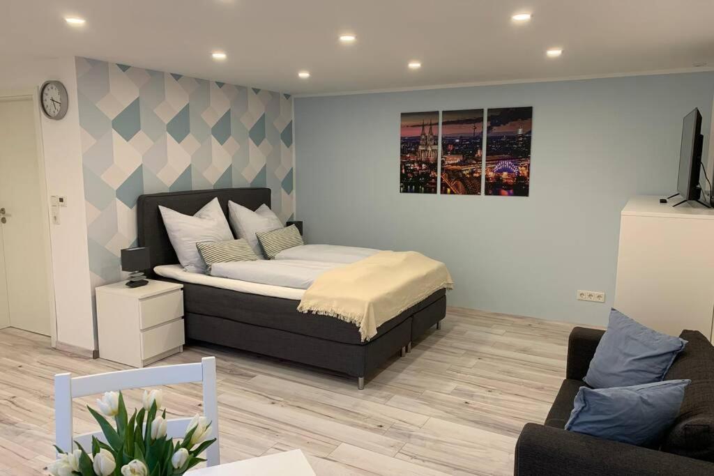 Modern Renovated Apartment Suited For Business Consultants - In Close Distance To Dt, Dhl And Un Campus - Reserved Parking Bonn Eksteriør billede